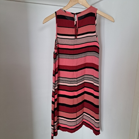LOFT | Shades of pink & red striped sleevless womens dress - Picture 6 of 12